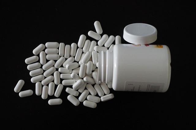 Incorporating Multivitamins into Your Daily Keto Routine